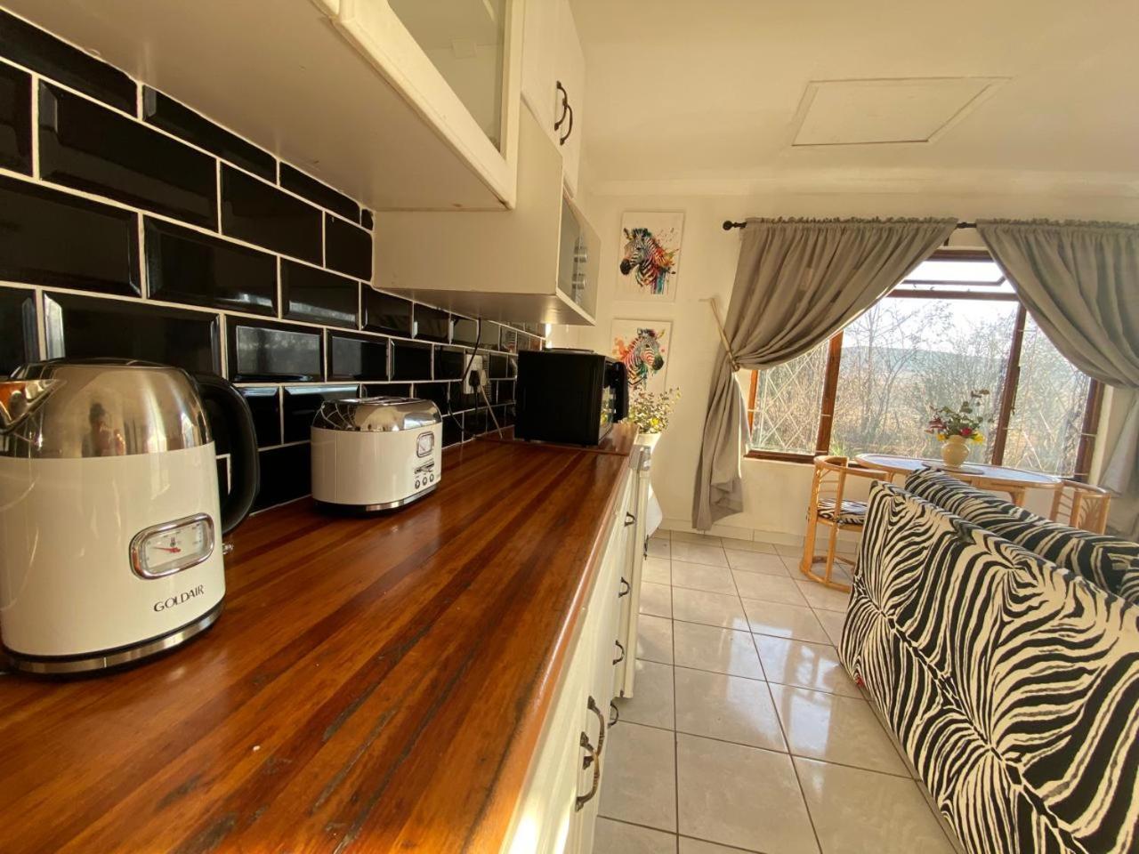 Sani Pass View Cottage Himeville Bagian luar foto