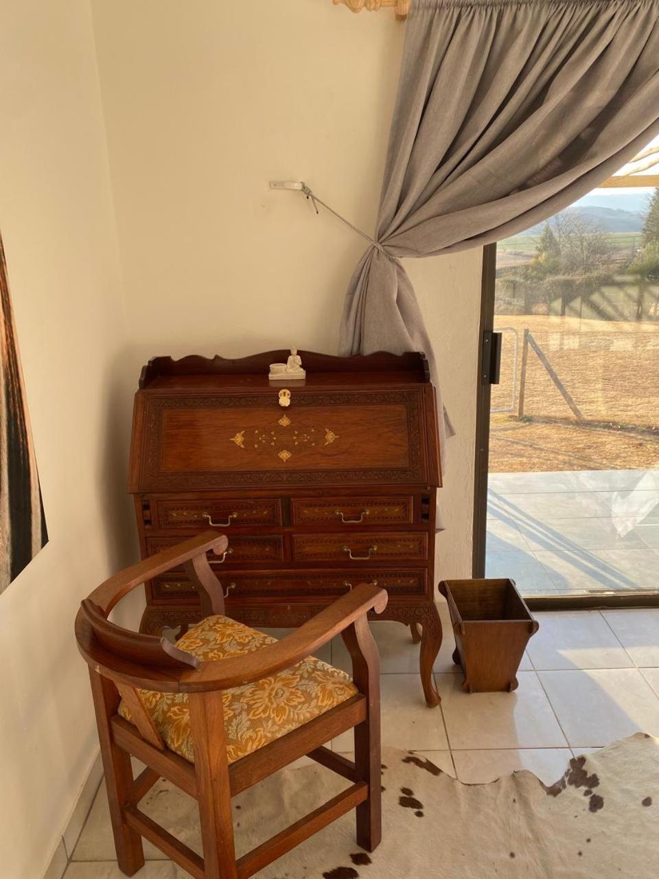 Sani Pass View Cottage Himeville Bagian luar foto