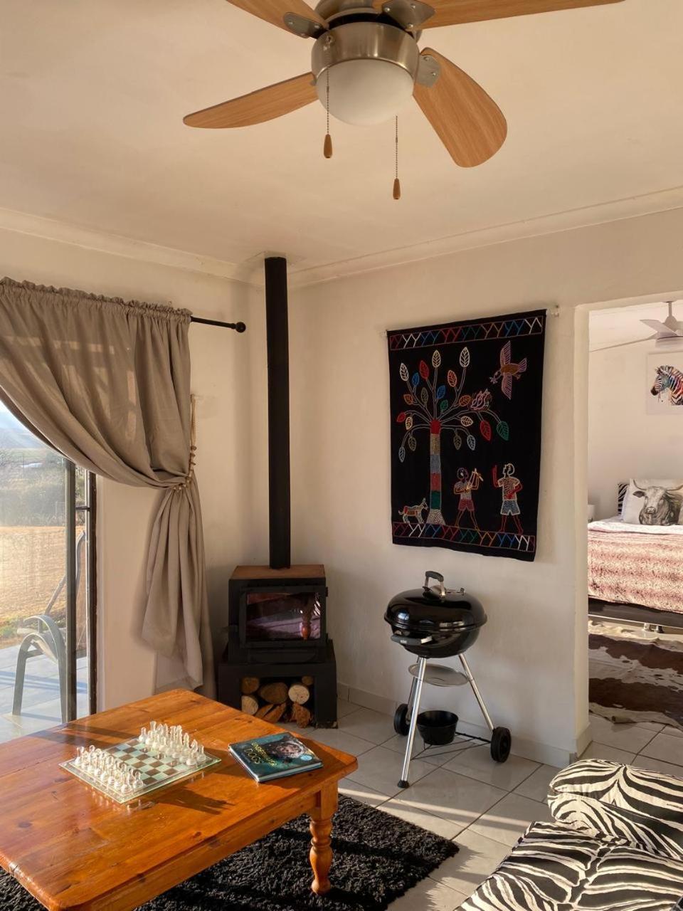 Sani Pass View Cottage Himeville Bagian luar foto