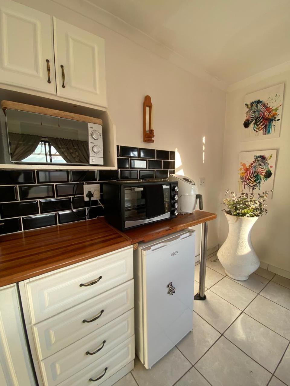 Sani Pass View Cottage Himeville Bagian luar foto