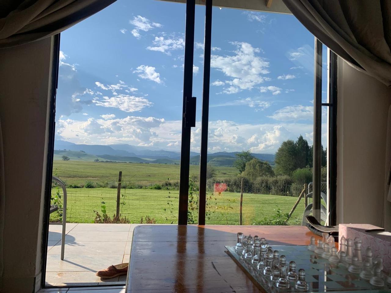 Sani Pass View Cottage Himeville Bagian luar foto